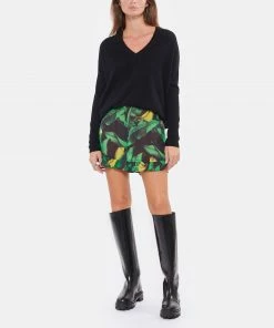 LES TRICOTS DE LÉA Pull Monjakoe Cachemire Noir -Boutique MAJESTIC FILATURES unnamed file 1051