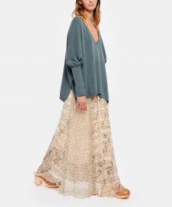 MAEVY MOUVEMENT LIBRE Pull Ominira Laine Encre -Boutique MAJESTIC FILATURES unnamed file 1090