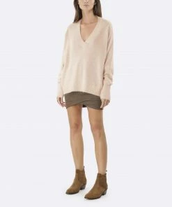 MAJESTIC FILATURES Pull Col V Raccoon Beige 12 MAJESTIC FILATURES Pull Col V Raccoon Beige -Boutique MAJESTIC FILATURES unnamed file 1136