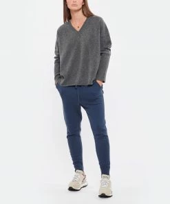 MAJESTIC FILATURES Pull Col V Laine Cachemire Gris Chiné -Boutique MAJESTIC FILATURES unnamed file 1143