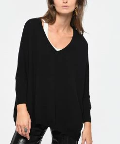 KUJTEN Pull Minie Col V Cachemire Noir -Boutique MAJESTIC FILATURES unnamed file 1234