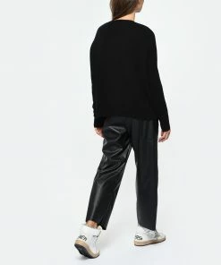 KUJTEN Pull Mel Cachemire Noir -Boutique MAJESTIC FILATURES unnamed file 1241