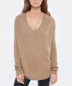 KUJTEN Pull Misha Col V Oversize Cachemire Camel -Boutique MAJESTIC FILATURES unnamed file 1257