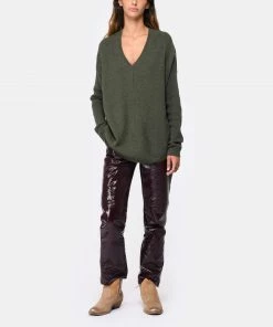 KUJTEN Pull Misha Col V Oversize Cachemire Kaki Foncé -Boutique MAJESTIC FILATURES unnamed file 1265