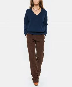 KUJTEN Pull Edy Col V Cachemire Bleu Marine Foncé -Boutique MAJESTIC FILATURES unnamed file 1275