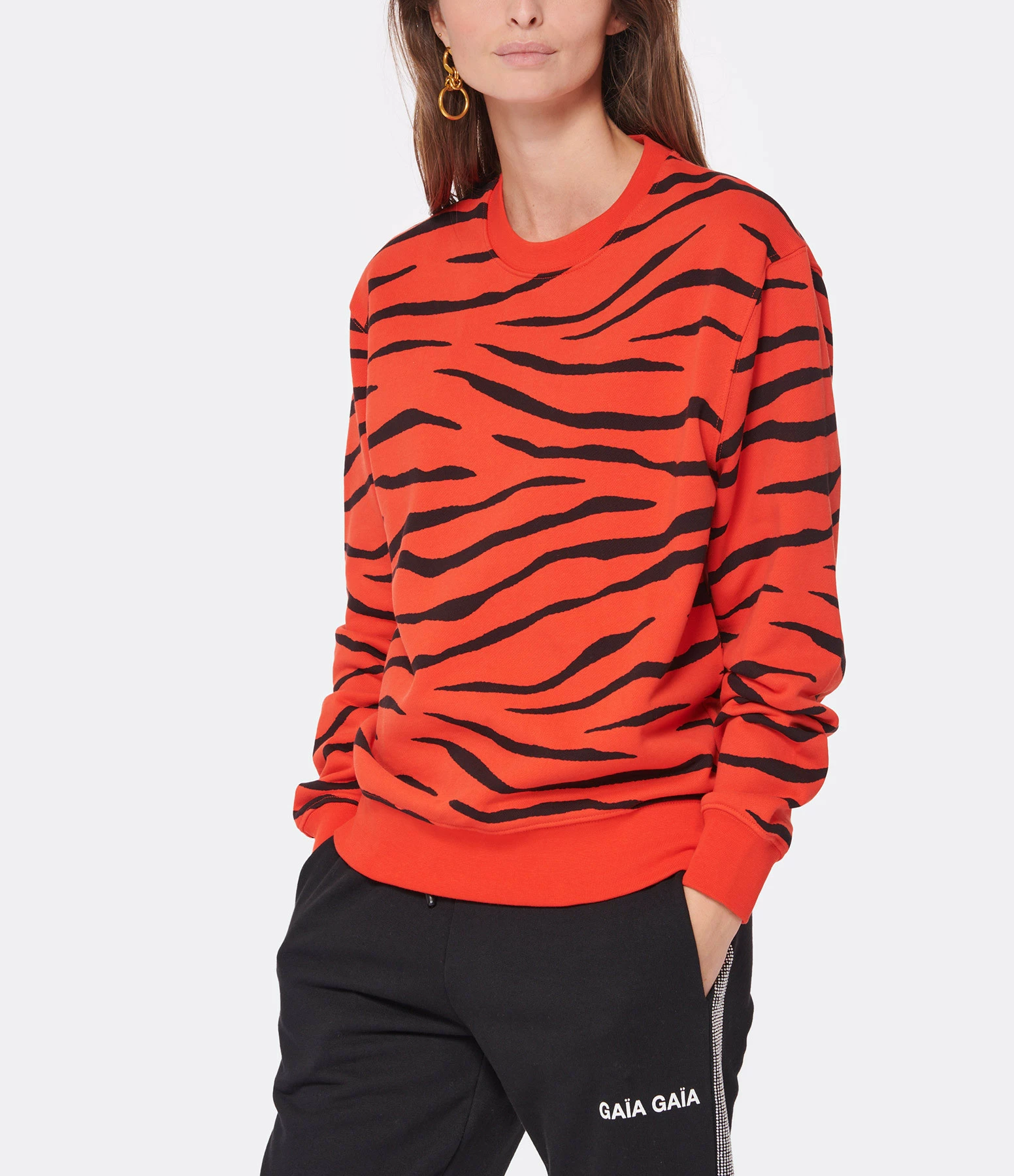 GAÏA GAÏA Sweatshirt Loose Thalia Zebra Rouge Cayenne 5 GAÏA GAÏA Sweatshirt Loose Thalia Zebra Rouge Cayenne – Image 3