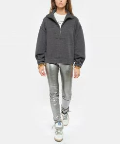 XIRENA Sweatshirt Oliver Gris Ember 9 XIRENA Sweatshirt Oliver Gris Ember -Boutique MAJESTIC FILATURES unnamed file 2269