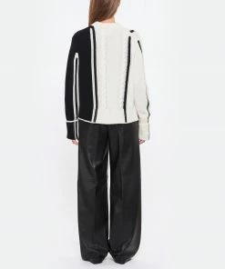 LOULOU STUDIO Pull Eike Maille Torsadé Laine Cachemire Noir Ivoire -Boutique MAJESTIC FILATURES unnamed file 305