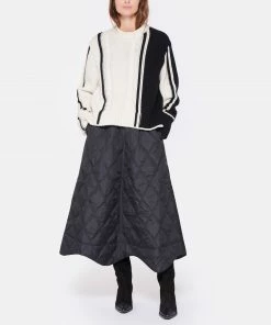 LOULOU STUDIO Pull Eike Maille Torsadé Laine Cachemire Noir Ivoire -Boutique MAJESTIC FILATURES unnamed file 307