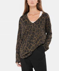 MAJESTIC FILATURES Tee-shirt Col V Coton Léopard Camel -Boutique MAJESTIC FILATURES unnamed file 3074