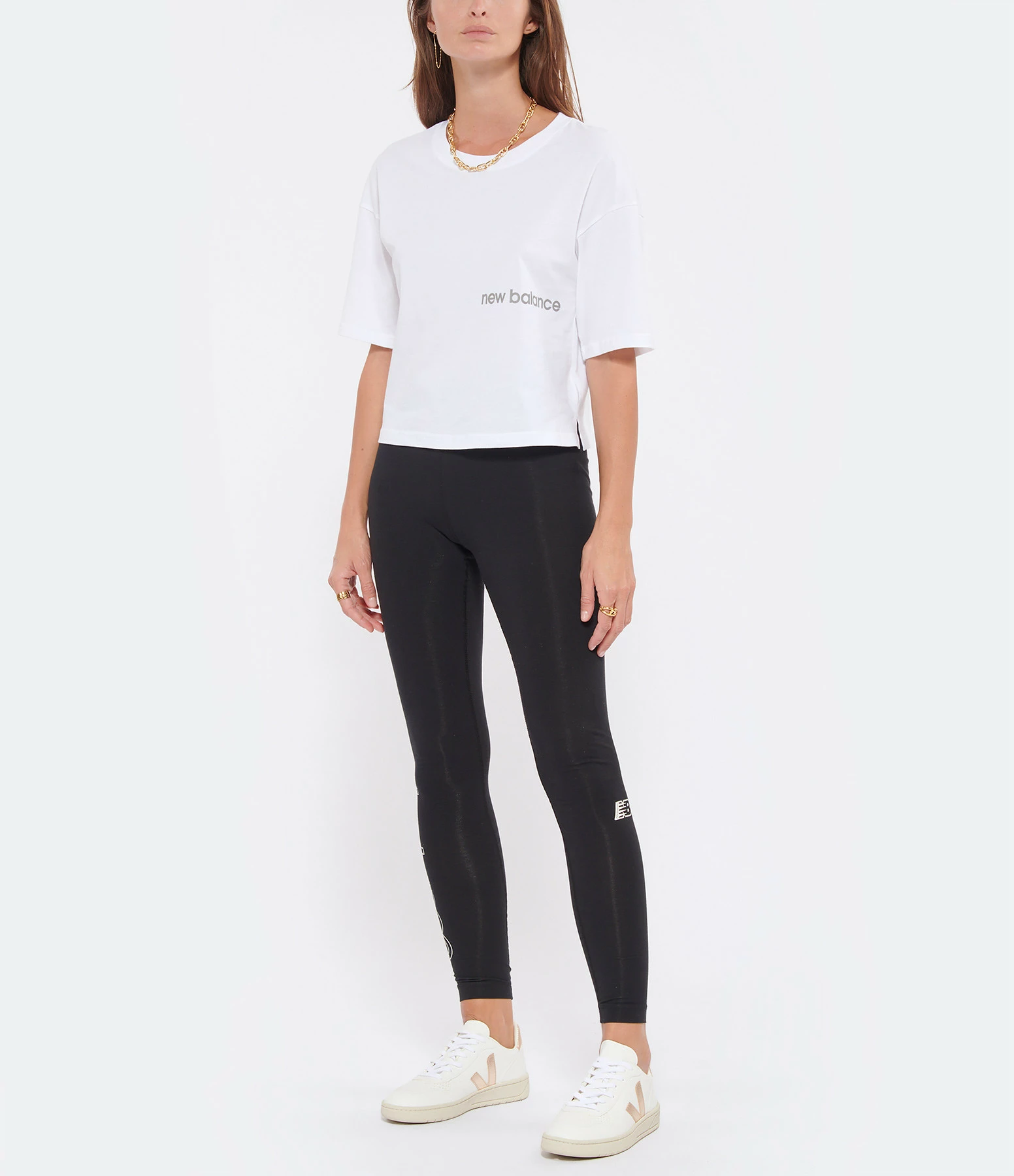NEW BALANCE Tee-shirt NB Essentials Graphic Coton Blanc 6 NEW BALANCE Tee-shirt NB Essentials Graphic Coton Blanc – Image 4