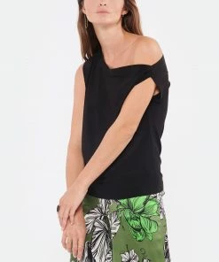 NORMA KAMALI Top Col Évasé Noir 9 NORMA KAMALI Top Col Évasé Noir -Boutique MAJESTIC FILATURES unnamed file 3241