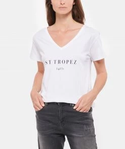 Tee-shirt Lulli St-Tropez Col V Coton Bio Blanc, Collaboration Jeanne Vouland X Lulli -Boutique MAJESTIC FILATURES unnamed file 3330