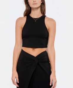 OUD Top Court Mama Noir -Boutique MAJESTIC FILATURES unnamed file 3362