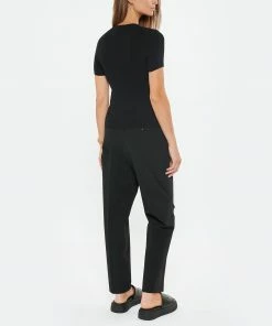 NILI LOTAN Tee-shirt Wells Noir 11 NILI LOTAN Tee-shirt Wells Noir -Boutique MAJESTIC FILATURES unnamed file 3520