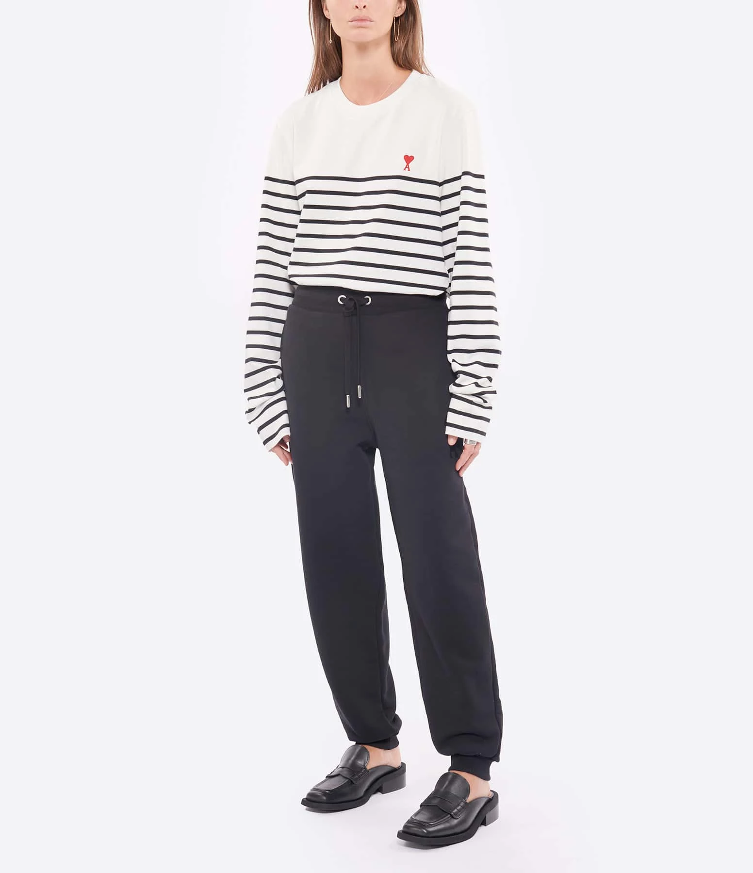 AMI PARIS Marinière Unisexe Ami De Cœur Coton Biologique Blanc Noir 7 AMI PARIS Marinière Unisexe Ami De Cœur Coton Biologique Blanc Noir – Image 5