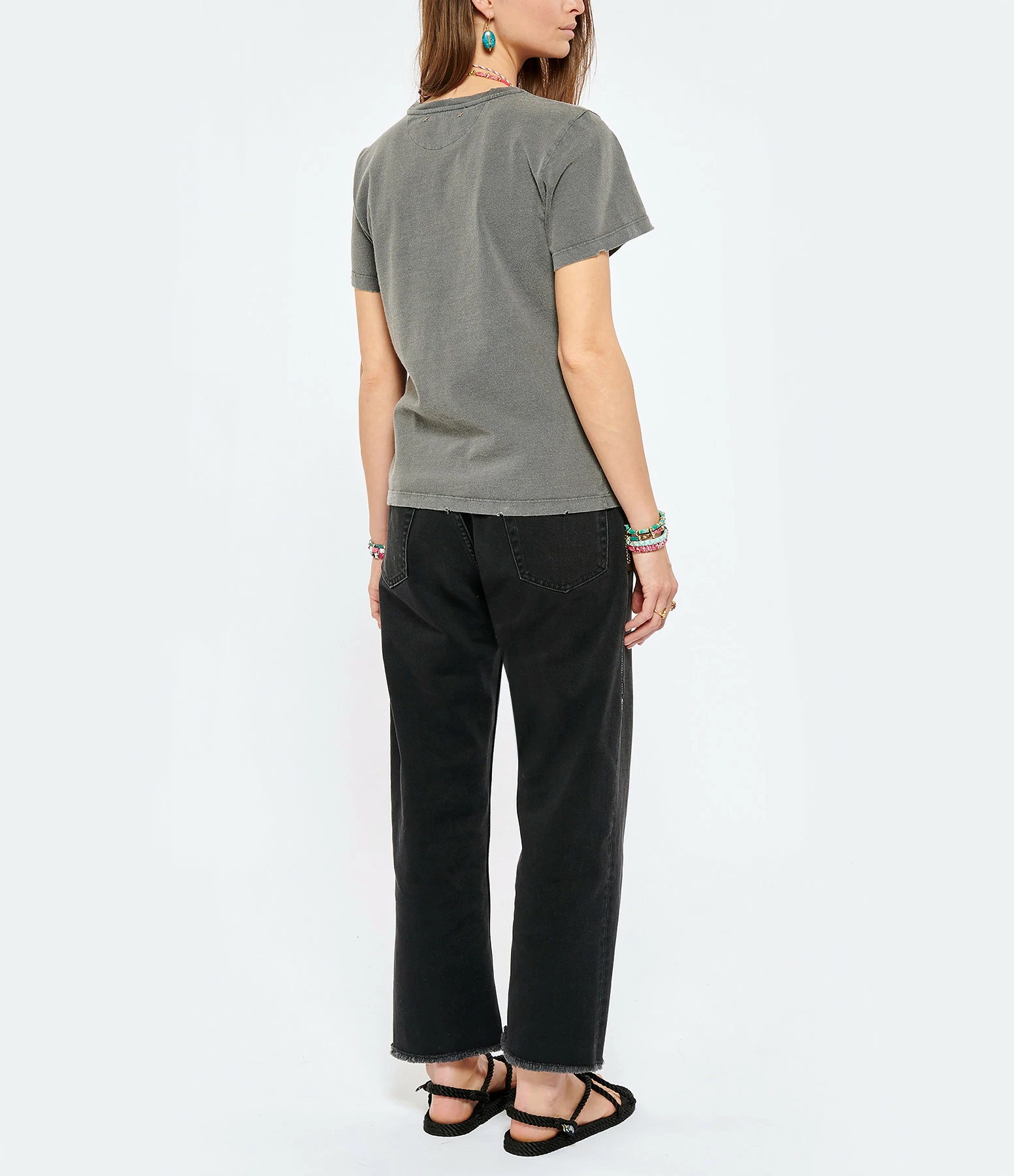 GOLDEN GOOSE Tee-shirt Golden Patch Coton Anthracite 7 GOLDEN GOOSE Tee-shirt Golden Patch Coton Anthracite – Image 5