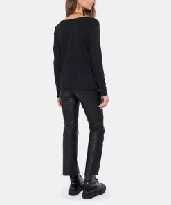 MAJESTIC FILATURES Tee-shirt Col Rond Noir 11 MAJESTIC FILATURES Tee-shirt Col Rond Noir -Boutique MAJESTIC FILATURES unnamed file 4057