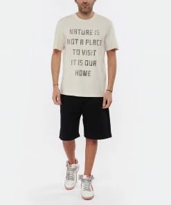 GOLDEN GOOSE Tee-shirt Homme Sérigraphie Coton Blanc 10 GOLDEN GOOSE Tee-shirt Homme Sérigraphie Coton Blanc -Boutique MAJESTIC FILATURES unnamed file 4061