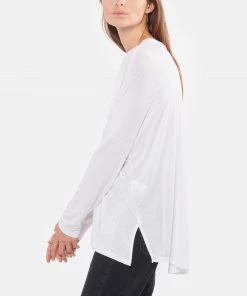 MARGAUX LONNBERG Tee-shirt Ines Blanc 10 MARGAUX LONNBERG Tee-shirt Ines Blanc -Boutique MAJESTIC FILATURES unnamed file 4239