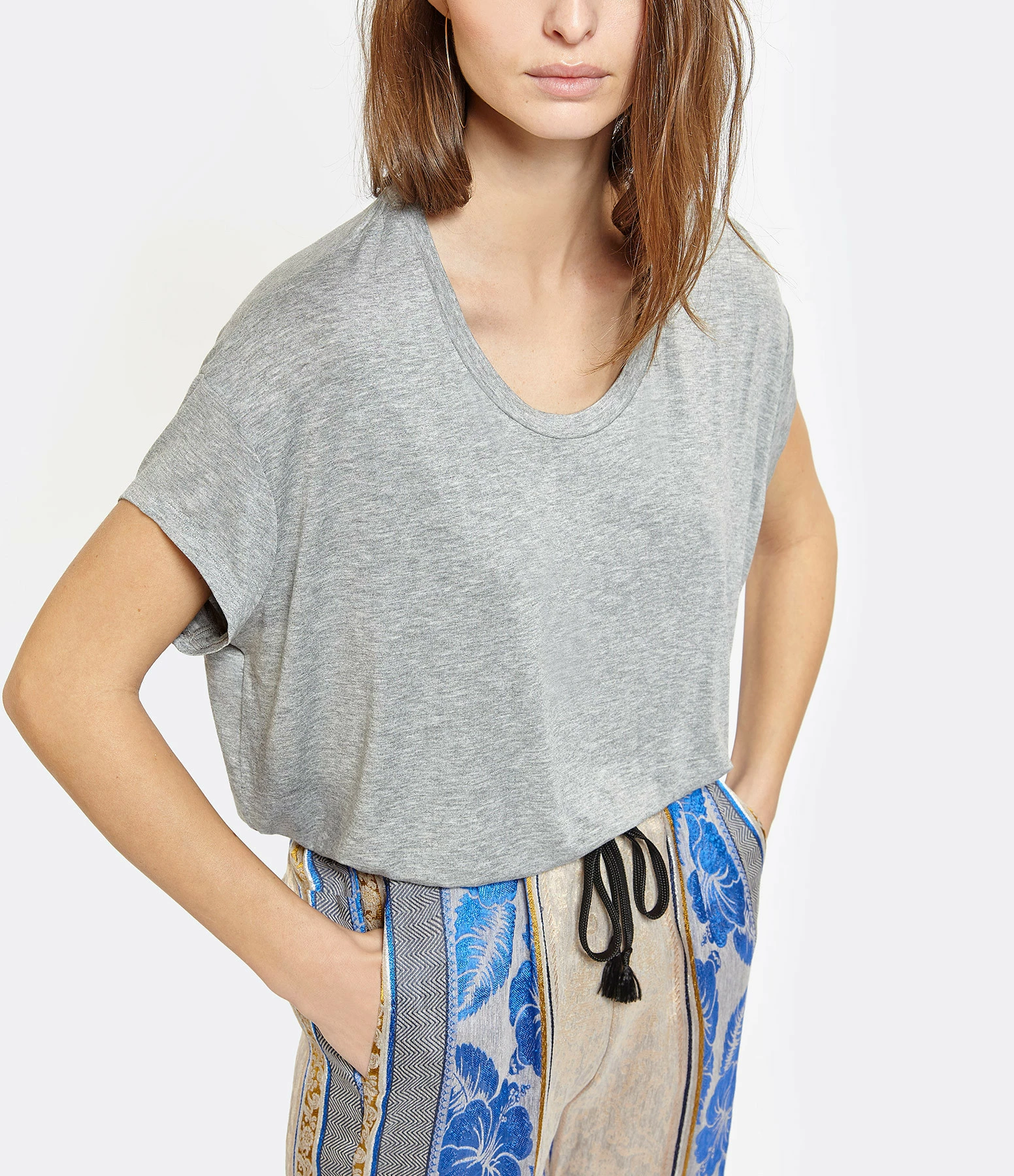 MARGAUX LONNBERG Tee-shirt Marlow Gris 5 MARGAUX LONNBERG Tee-shirt Marlow Gris – Image 3