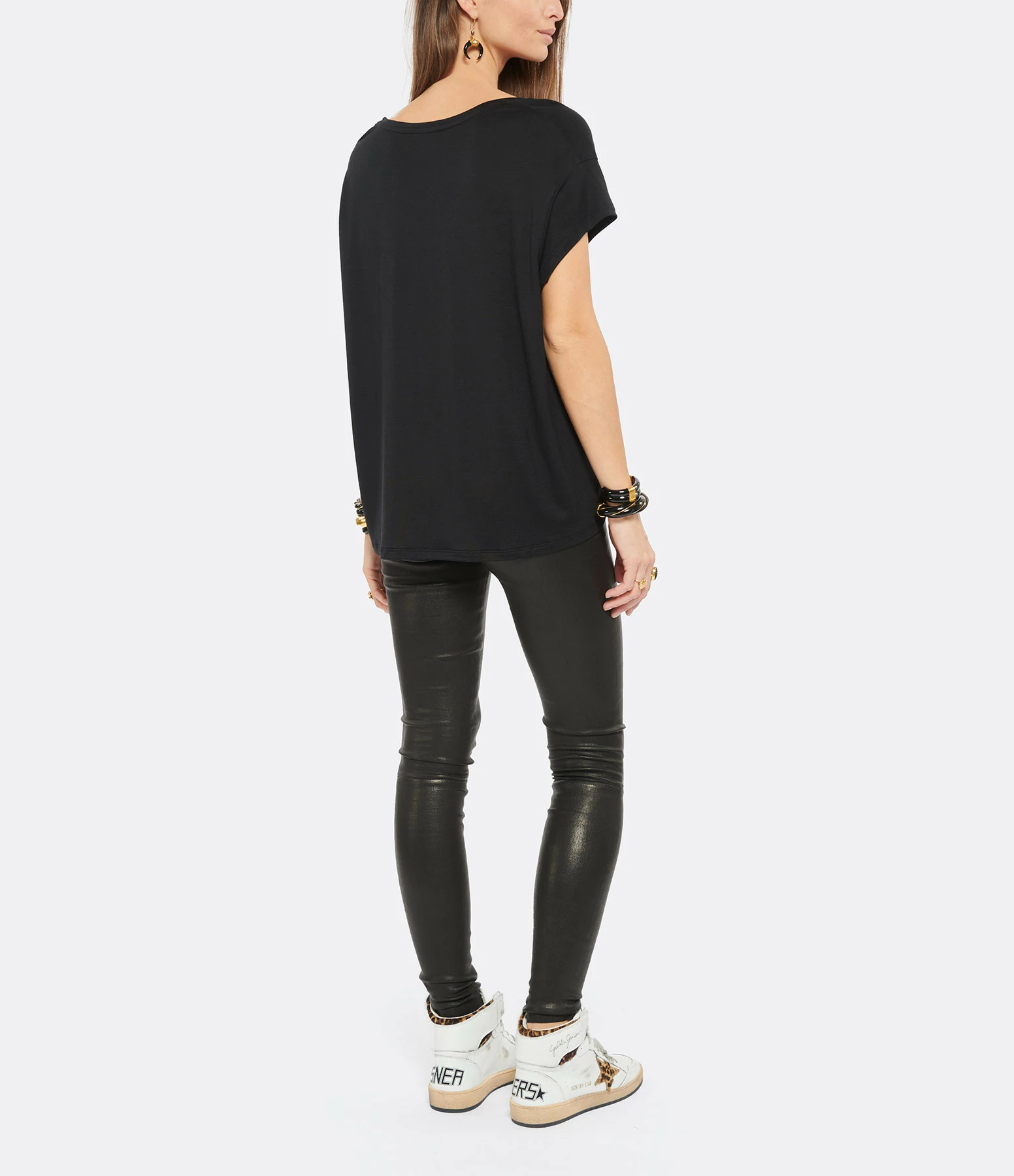 JEANNE VOULAND Tee-shirt Bach Col Rond Lyocell Noir 7 JEANNE VOULAND Tee-shirt Bach Col Rond Lyocell Noir – Image 5