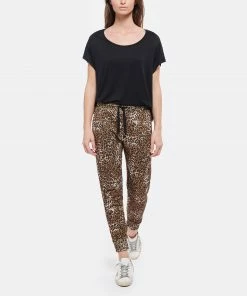JEANNE VOULAND Tee-shirt Bach Col Rond Lyocell Noir 15 JEANNE VOULAND Tee-shirt Bach Col Rond Lyocell Noir -Boutique MAJESTIC FILATURES unnamed file 4328