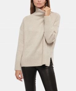 KUJTEN Pull Ulla Col Cheminé Oversize Cachemire Avoine 10 KUJTEN Pull Ulla Col Cheminé Oversize Cachemire Avoine -Boutique MAJESTIC FILATURES unnamed file 720