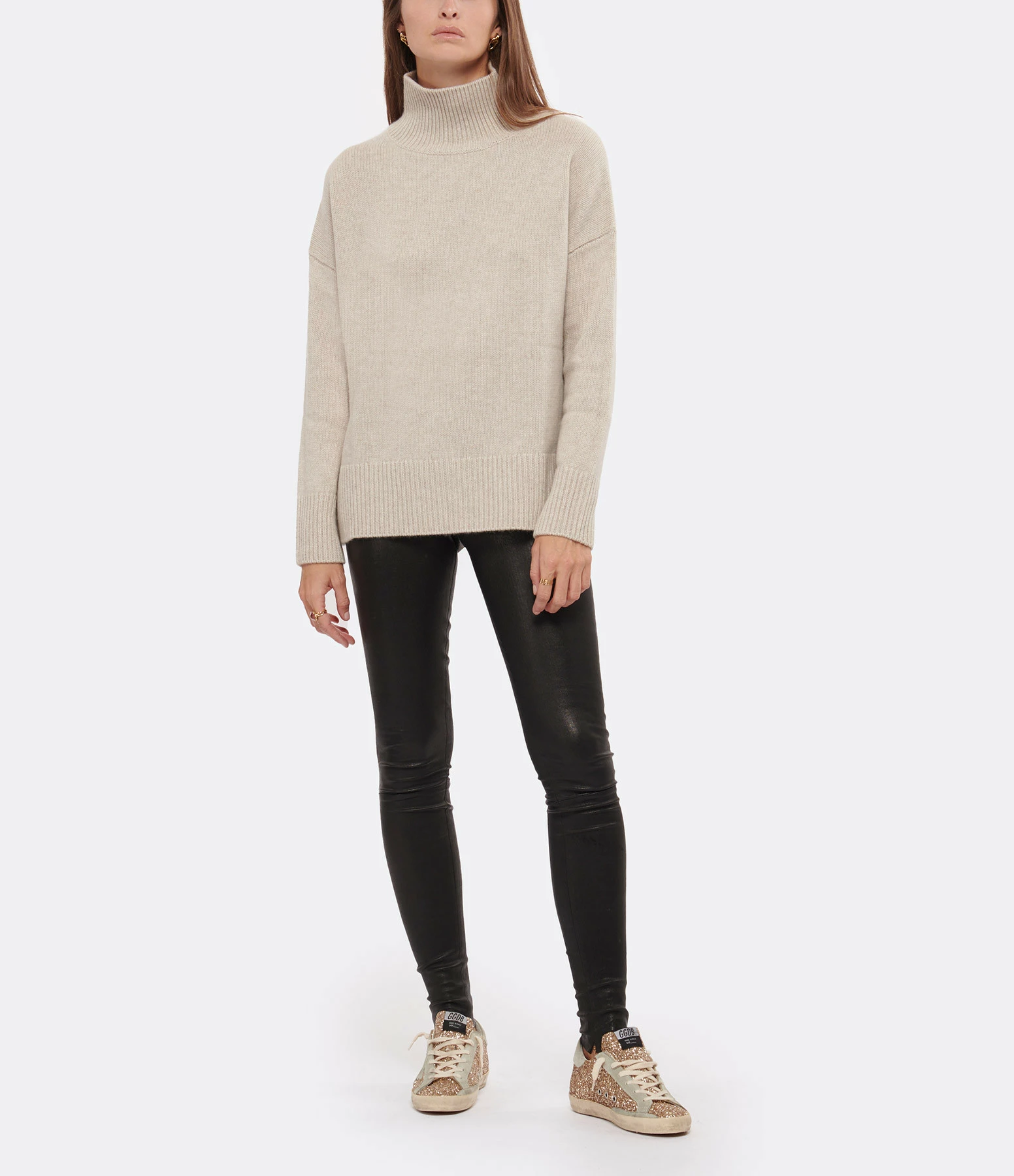 KUJTEN Pull Ulla Col Cheminé Oversize Cachemire Avoine 6 KUJTEN Pull Ulla Col Cheminé Oversize Cachemire Avoine – Image 4