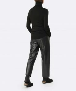 ISABEL MARANT ÉTOILE Pull Col Roulé Jewelni Noir 11 ISABEL MARANT ÉTOILE Pull Col Roulé Jewelni Noir -Boutique MAJESTIC FILATURES unnamed file 861